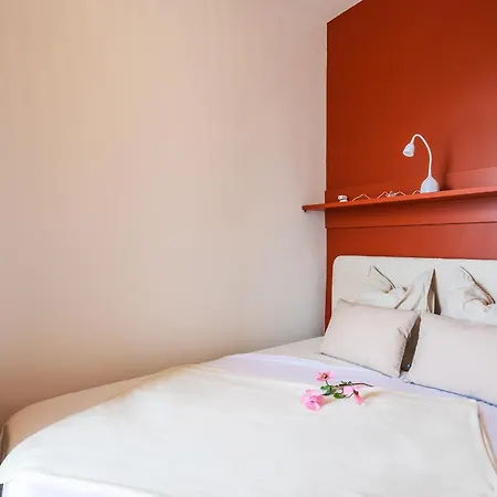 Terracotta Ap4457 By Riviera Homes * Villefranche-sur-Mer
